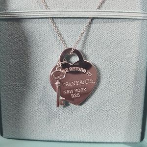 Tiffany& Co necklace